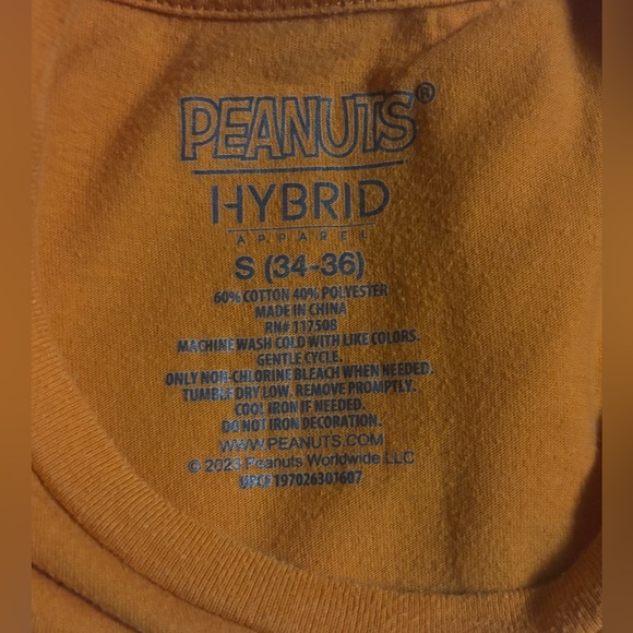 Peanuts Orange Snoopy Woodstock Halloween T Shirt Size Small - Picture 6 of 6